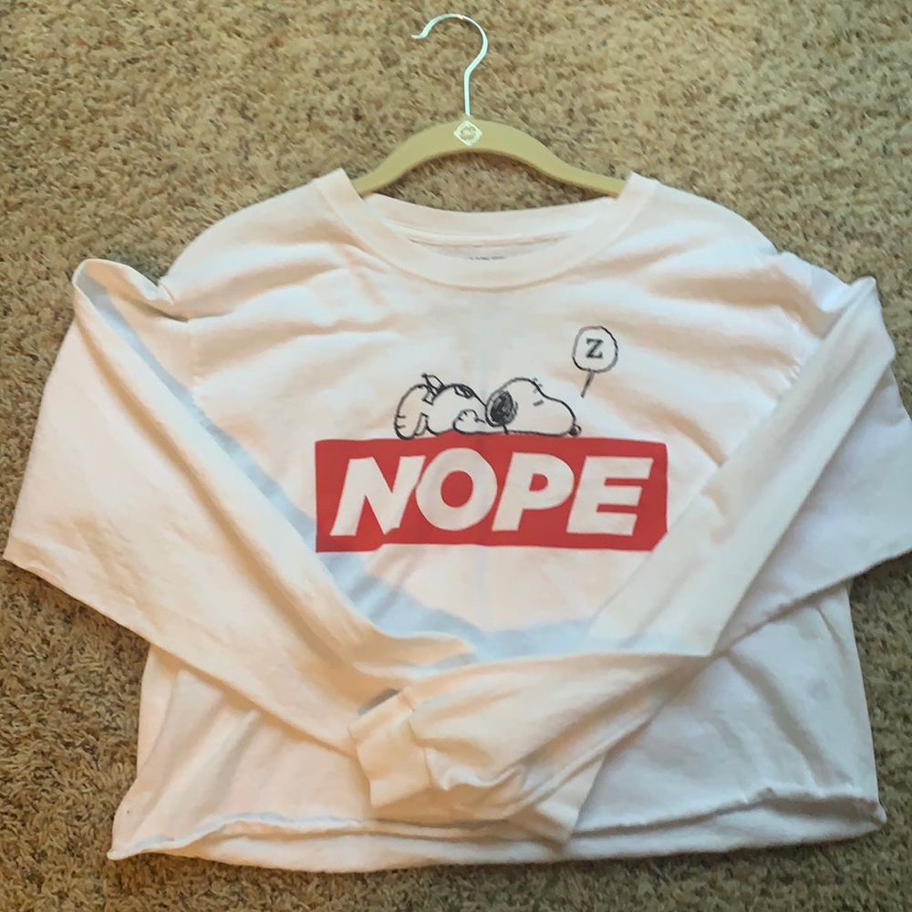 Peanuts crop long sleeve